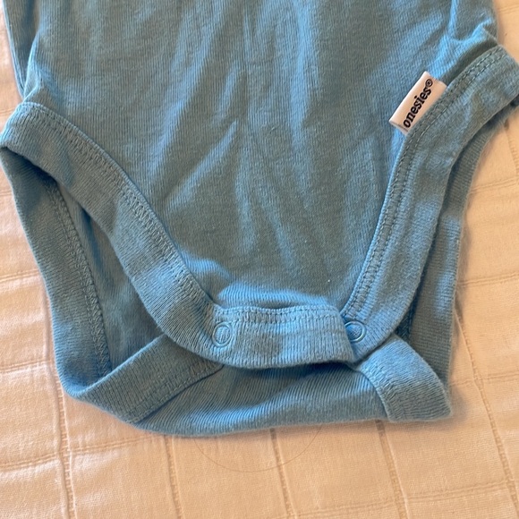 Bundle baby boys 0-3 months tops & pants - Picture 3 of 10